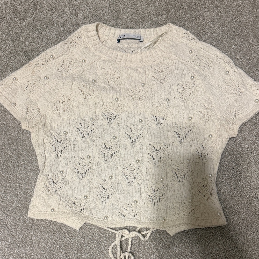 Cream Knit Short Sleeve Top with Pearl Accents